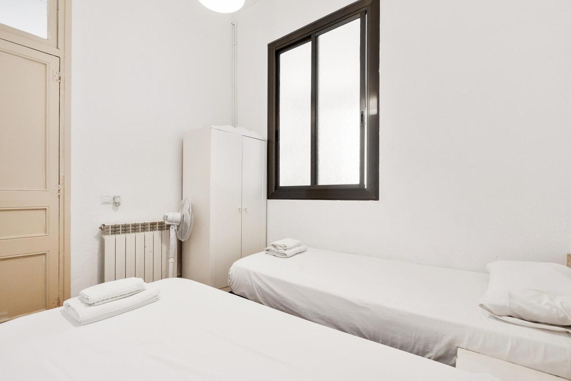 Spacious 5-bedroom In Appartement