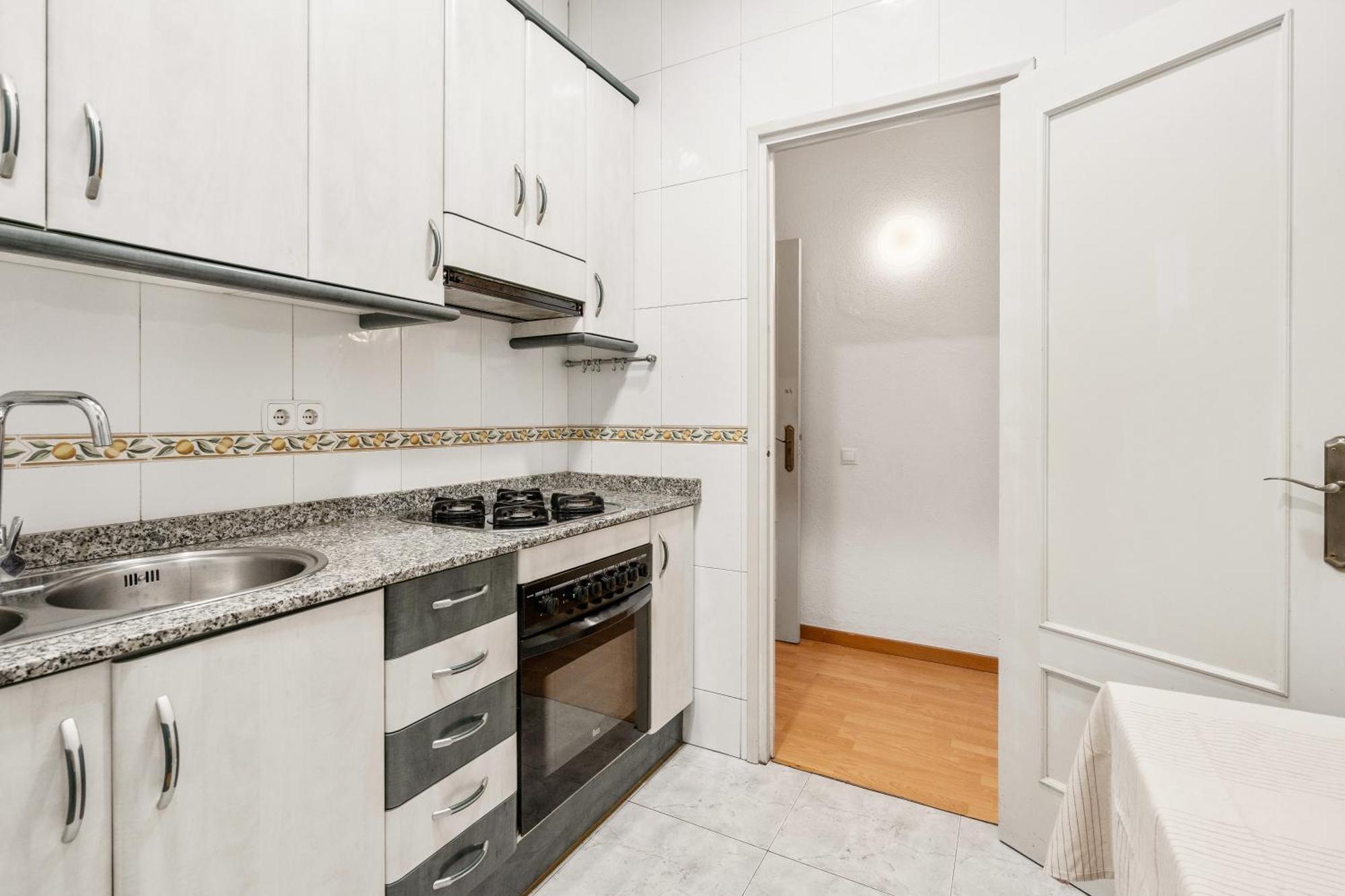 Appartement Spacious 5-bedroom In *